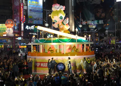 228連假衝西門！8公尺Baby Molly超夢幻　台北燈節亮點一次看