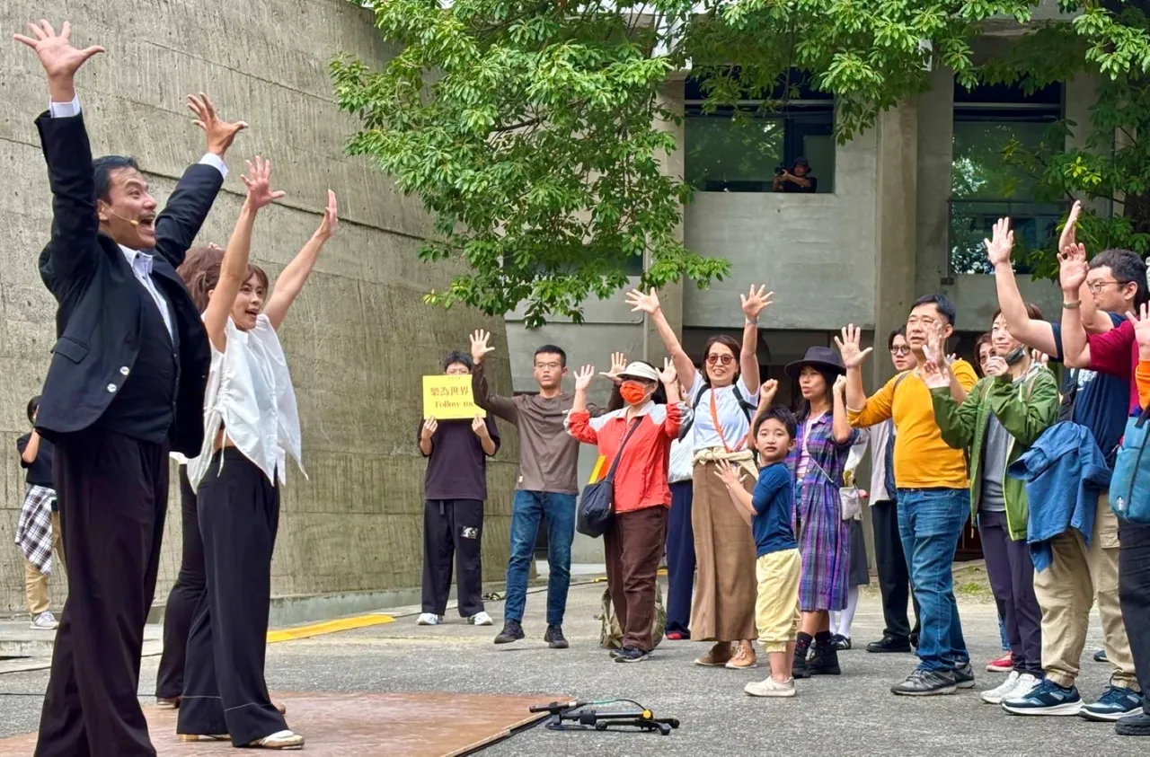 「馬戲好看─新春鬧熱看表演」邀請Jazzy Dance 爵希藝術帶來動感踢踏舞。館方提供