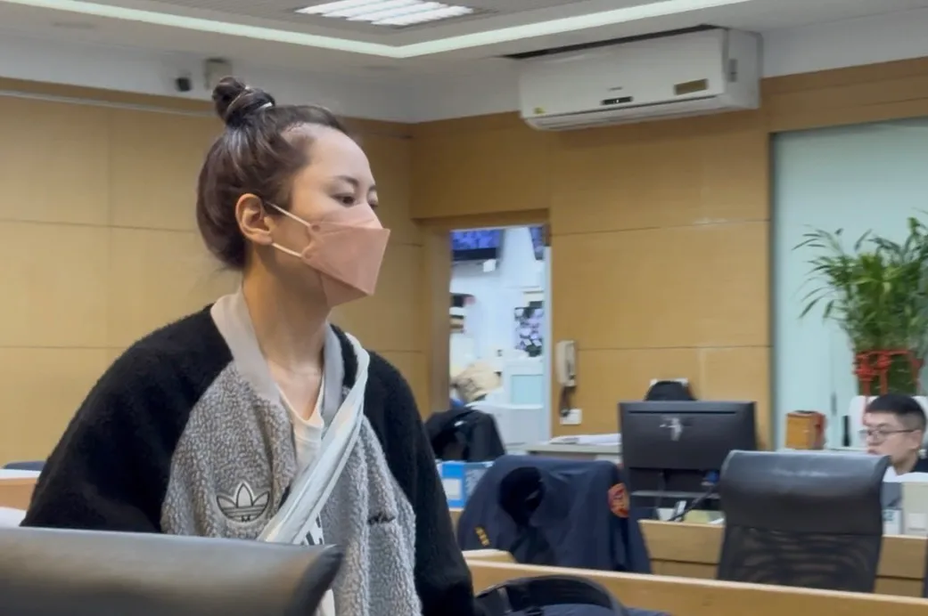 金曲歌手Matzka的妻子雲雅舜（圖）涉嫌提供人頭帳戶，讓父親張俊傑用以收受詐得的補助款，掩蓋不法金流。謝亞庭攝