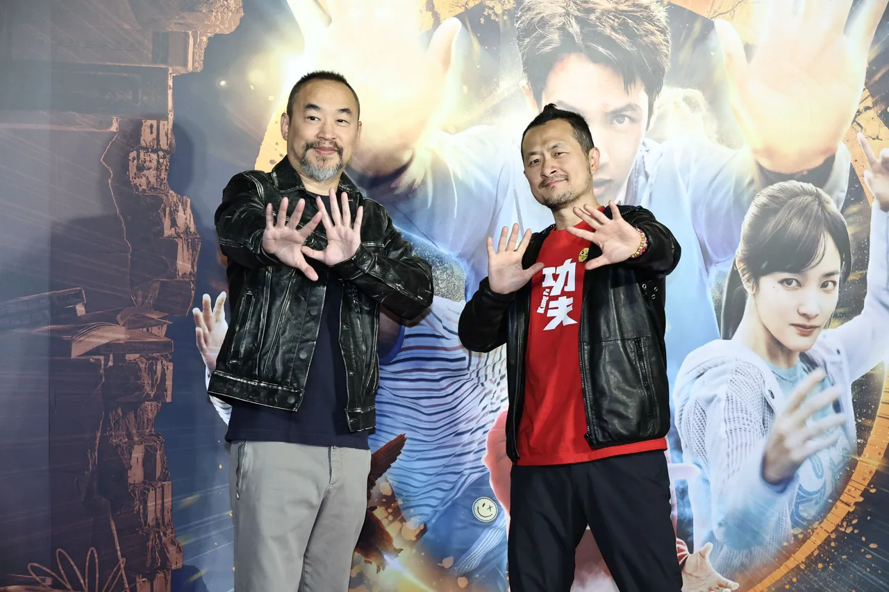 黃立成（左）和九把刀。彭欣偉攝