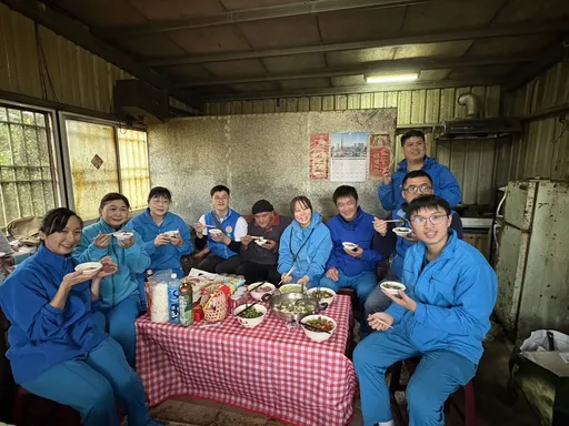 獨居老翁寒冬河邊洗澡　橫山社福中心愛心關懷助改善居家環境