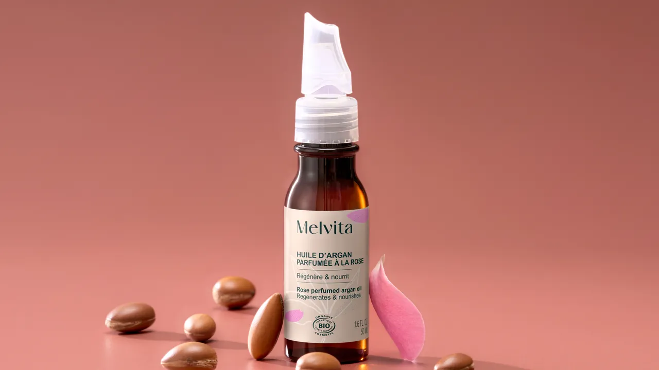 Melvita玫瑰果油，50ml／1980元。品牌提供