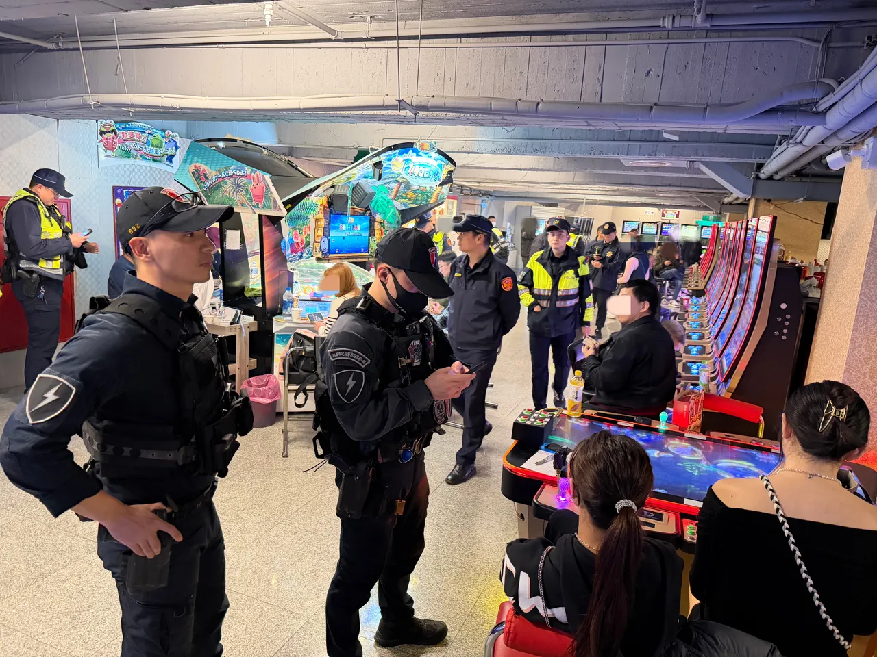 擴大臨檢。中壢警分局提供