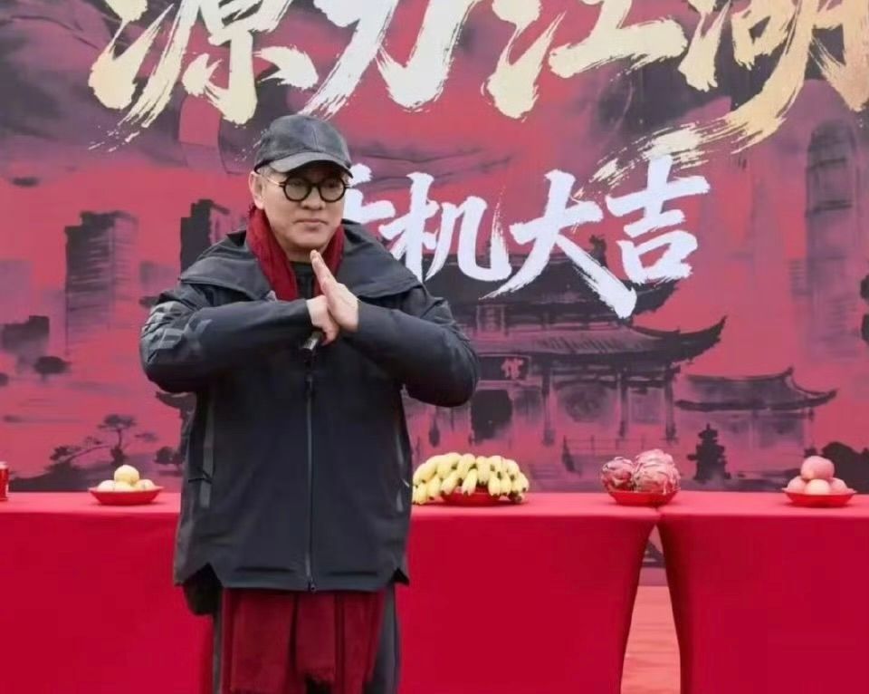 62歲李連杰成短劇新人 零片酬樂當「綠葉」