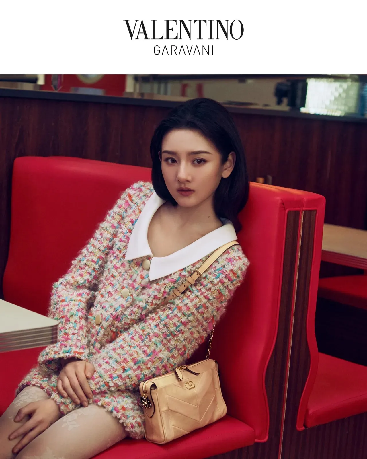 宋祖兒身穿色彩繽紛的紗線毛呢上衣，吸睛卻不過於張揚。品牌提供