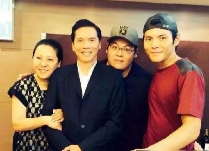 向太與向華強曾公開表示對兩個兒子行為失望。翻攝自微博