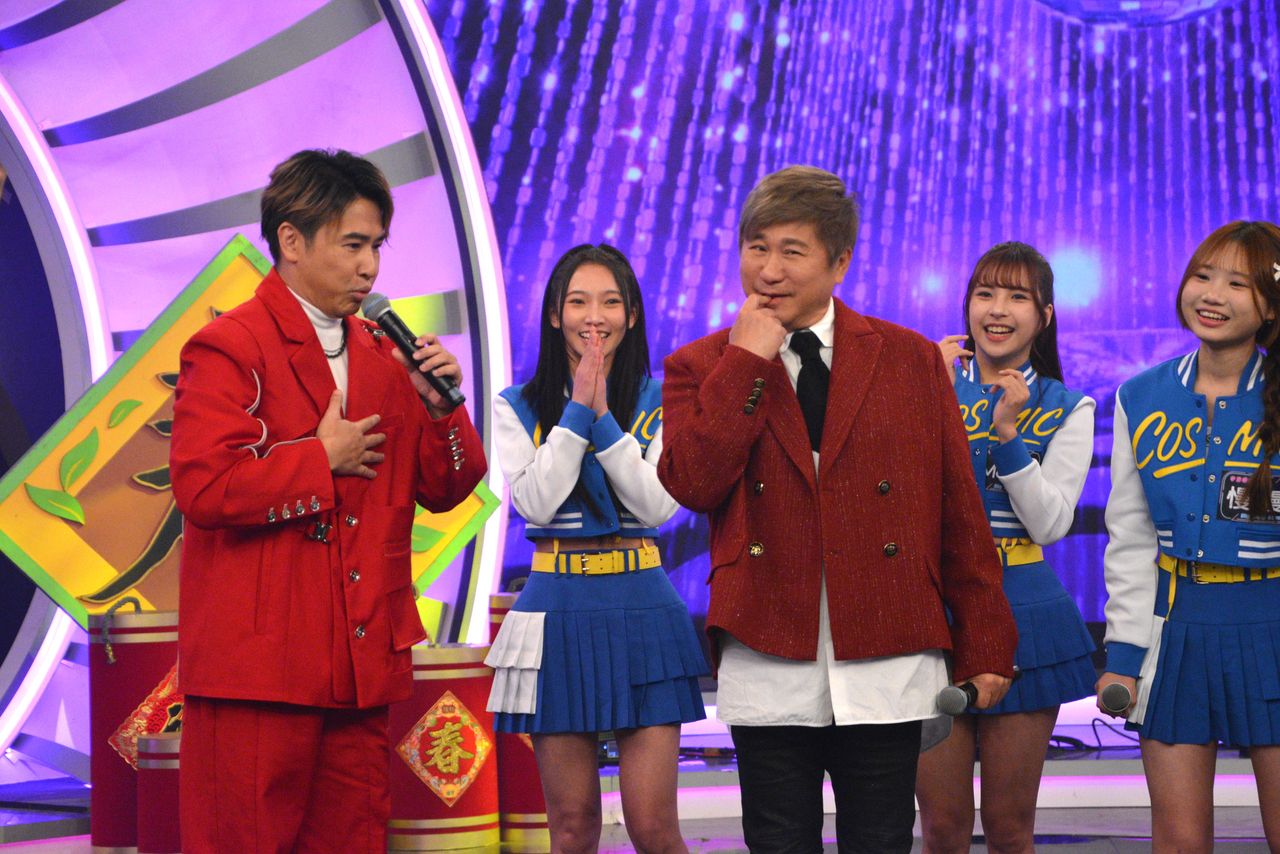 綜藝天王胡瓜獻上「撒嬌舞」嬌羞咬手指 陳亞蘭、歐漢聲吐一片