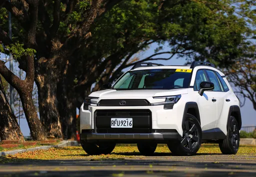 壹蘋試駕｜野性輪廓×油電革新　Toyota RAV4 2.5 HEV ADVENTURE