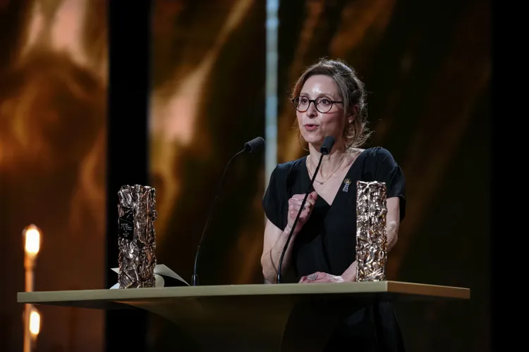 卡琳塔迪厄以《羈絆之間》奪下最佳影片。美聯社