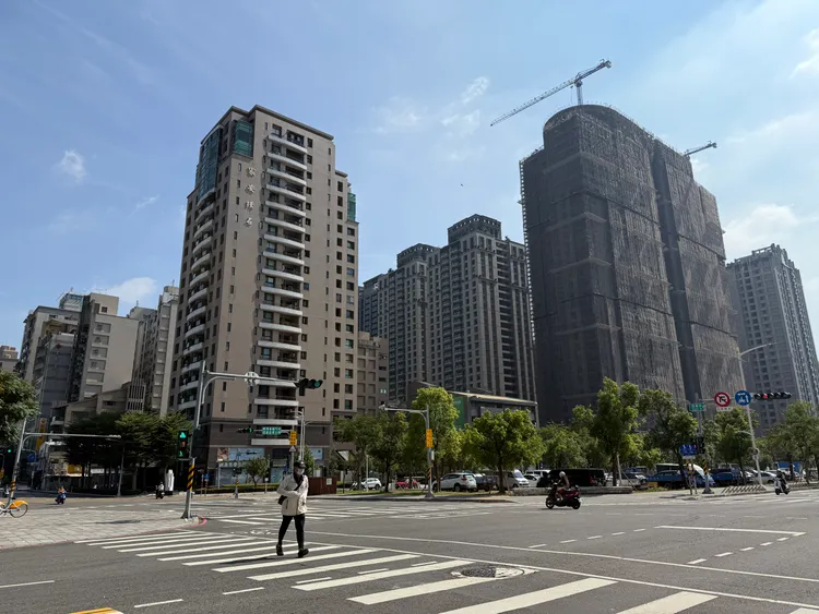 皇苑「御皇苑」，頂樓出現單坪84.7萬元行情，直接改寫高雄豪宅房價天花板。葉家銘攝