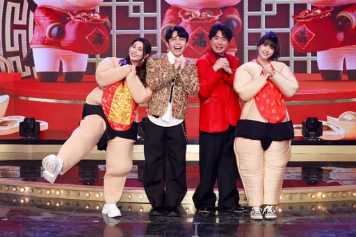 白家綺、嚴立婷穿「丁字褲」豁出去了　5人群壓怒喊「是誰抖動」