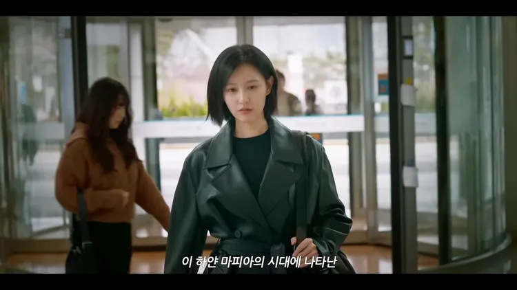 金智媛主演韓版《派遣女醫X》。翻攝YouTube