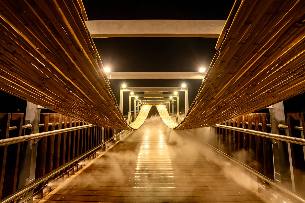 月津港燈節邁入第16年，有「台灣最美水岸藝術燈節」之稱。南市府提供