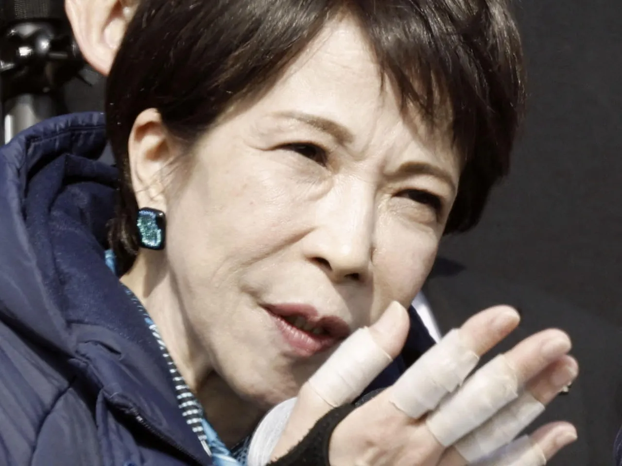 日本大選選民冒雪投票　高市早苗人氣旺執政聯盟上看300席