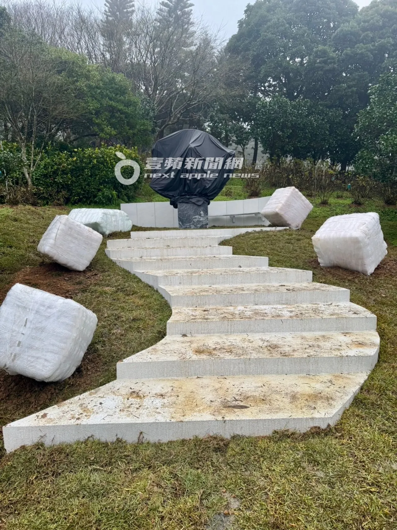 大S雕像及紀念園區目前尚未正式揭幕。特勤中心攝