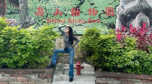 邵雨薇是Panchi的「雲端父母」　太愛猴子不顧形象模仿