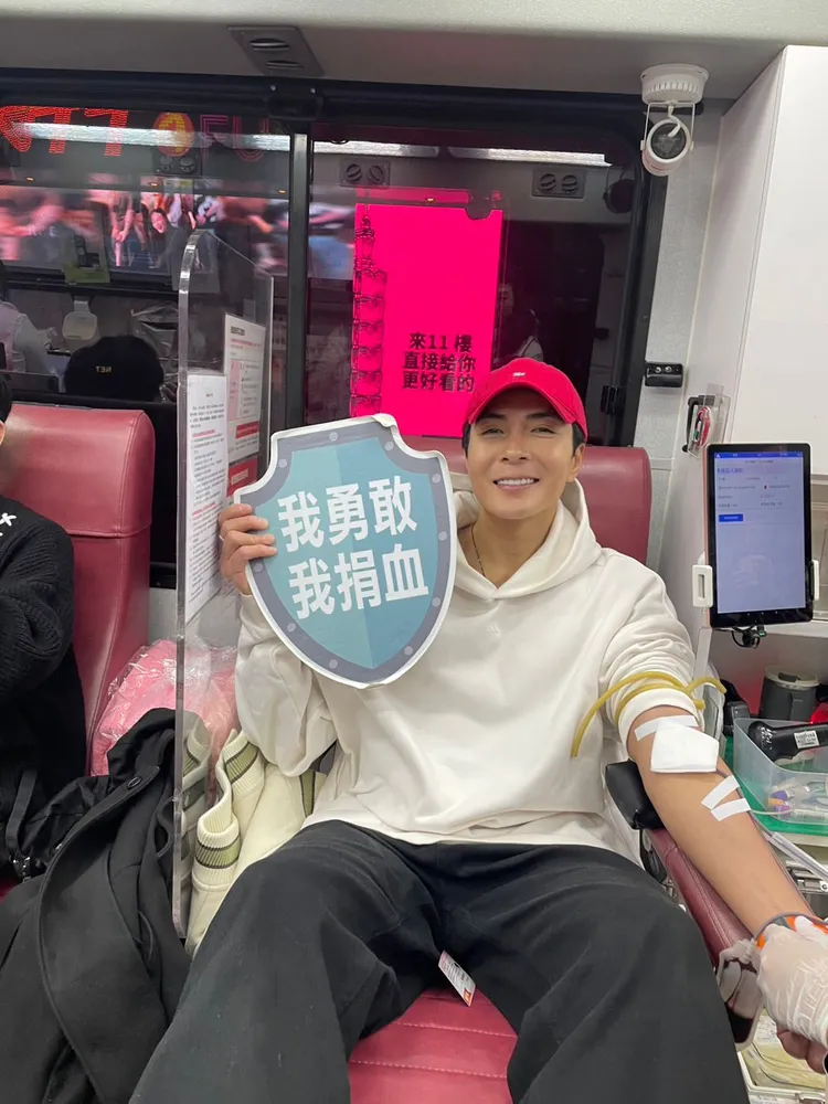 江耀崙今天參與捐血活動。唱戲世界娛樂提供
