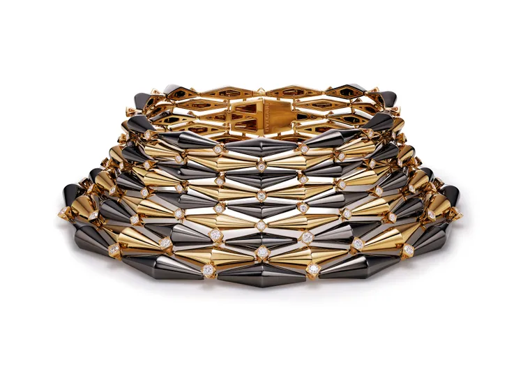 BVLGARI ETERNAL VIMINI系列頂級黃K金鑽石頸鍊。品牌提供