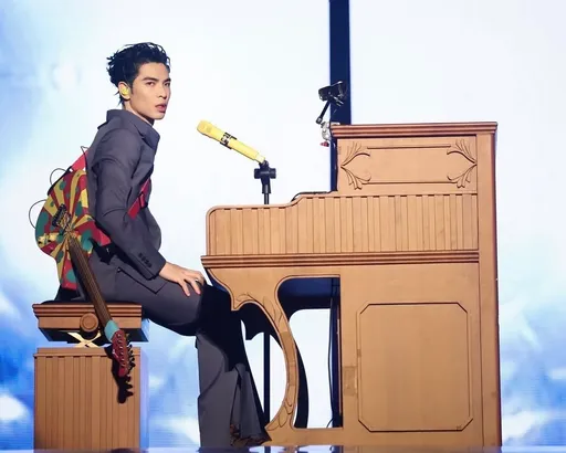 曾任《星光》踢館魔王　蕭敬騰追悼袁惟仁：謝謝小胖老師對音樂的付出