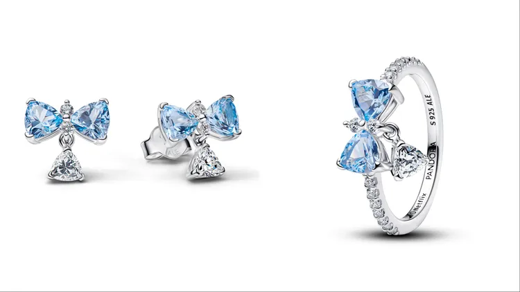 PANDORA《柏捷頓家族》藍色蝴蝶結耳環（左）、藍色蝴蝶結戒指（右），各3280元。品牌提供