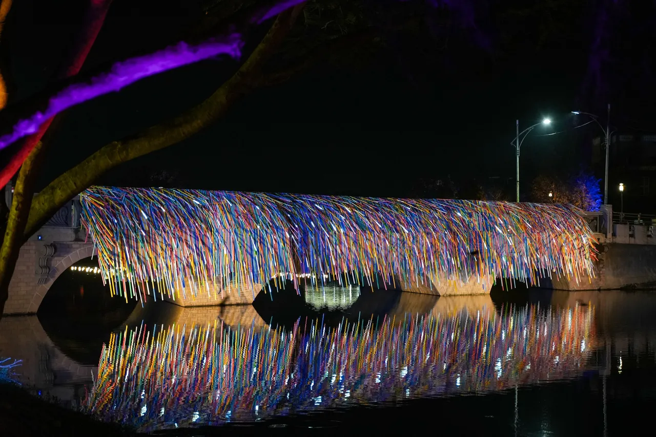 A08 雲瀑。田欣雲攝