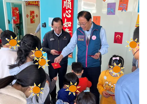 張善政春節關懷安置兒少　祝福永遠樂觀、天天幸福