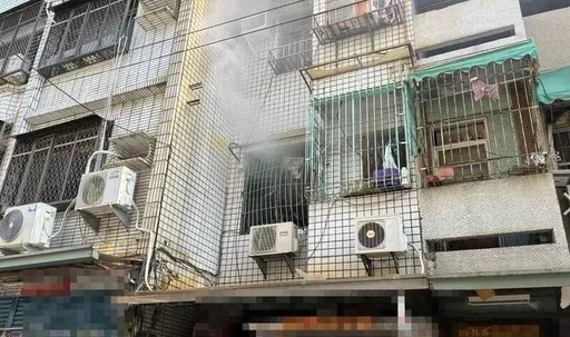 高雄透天民宅連假首日驚傳氣爆　鐵窗被炸彎！1住戶8成燒燙傷