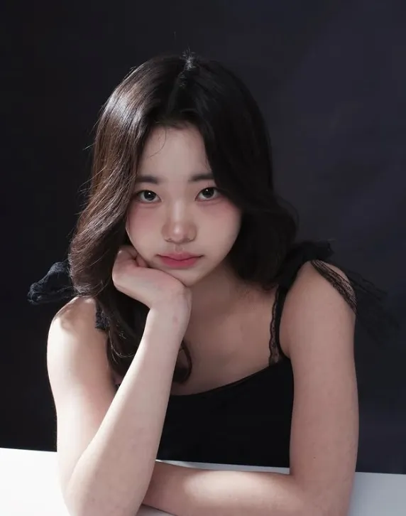 許老三變成氣質美少女。翻攝alice_hsuuu IG