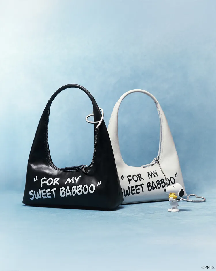 MARGESHERWOOD x PEANUT聯名系列HOBO SHOULDER ，各9280元。品牌提供