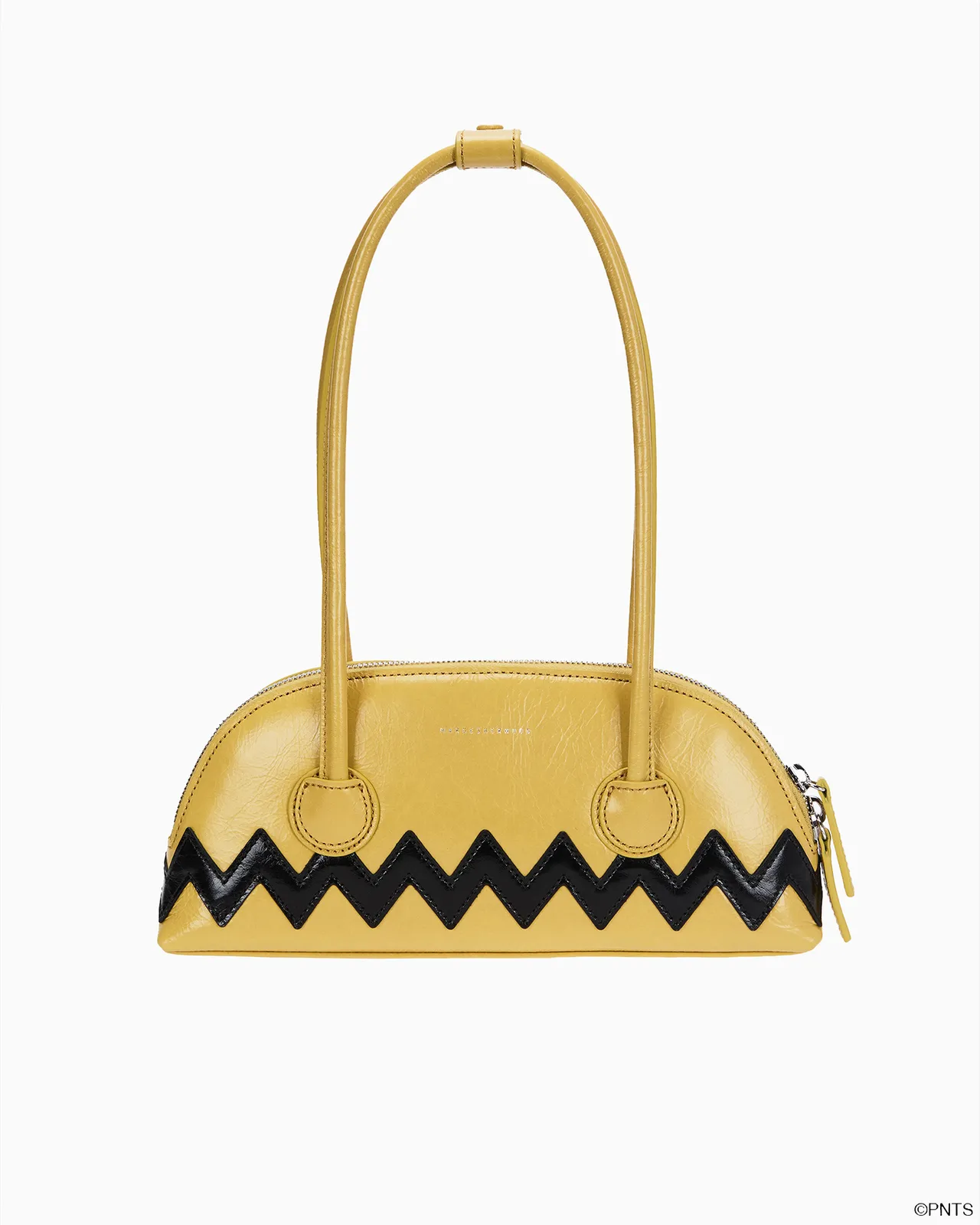 MARGESHERWOOD x PEANUT聯名系列BESSETTE SHOULDER，8280元。品牌提供