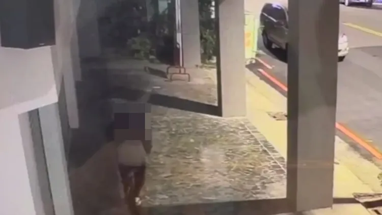 王男與飲料店女店員有糾紛，清晨前往潑漆。翻攝畫面