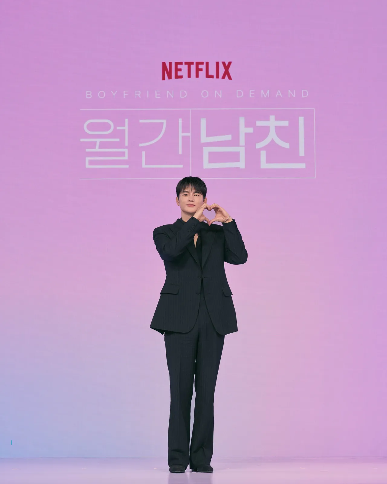 徐仁國稱讚首度合作的Jisoo很有魅力。Netflix提供
