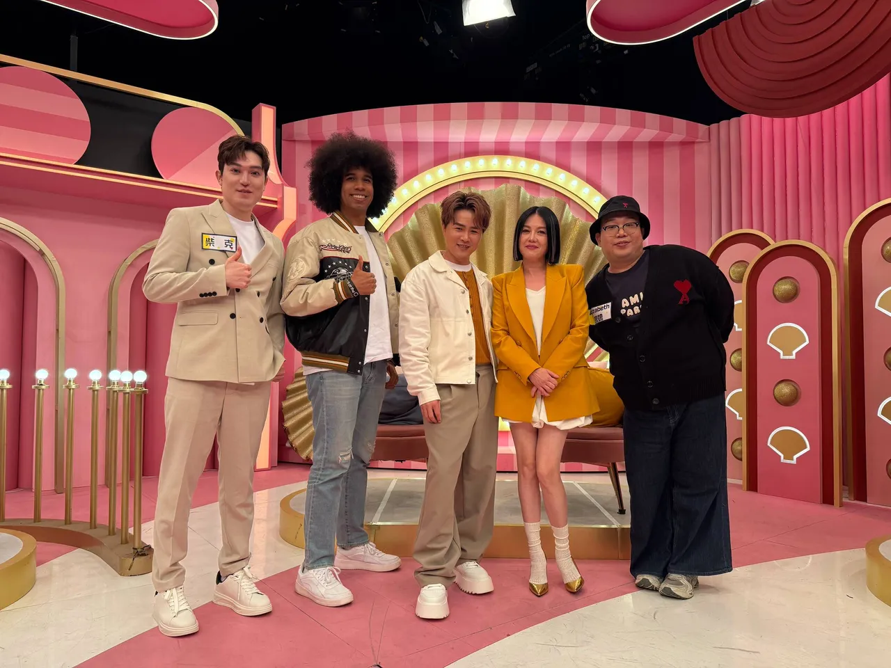 《阿姐萬歲》大聊泰國美食。三立提供