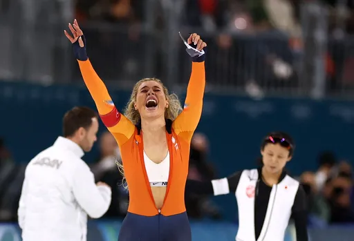 荷蘭競速滑冰女將奪金High到露Bra？　專家：她這麼做可拿3100萬