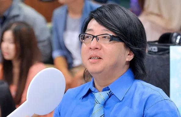 袁惟仁將工作重心轉移中國，卻因跌倒引發腦溢血而纏病臥床8年。摘自微博