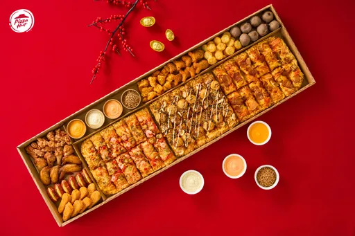 一公尺披薩沾醬自由配！兩品牌春節搶客　送一年份免費吃