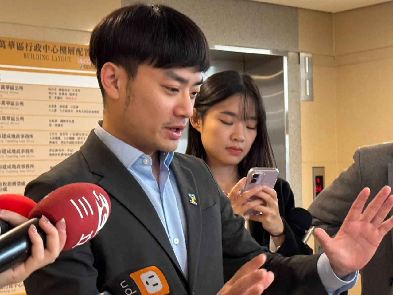 北市府因「法規卡關」難以設置密閉型吸菸室。張綵茜攝