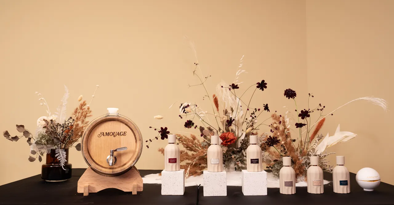 AMOUAGE「時光留韻系列」第二篇章，以「線、點、圓」為核心語彙帶來3款香氛作品。品牌提供