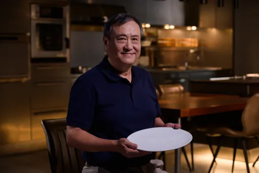 導演李崗嘆日子沒有人味　改當大廚試吃到快吐　