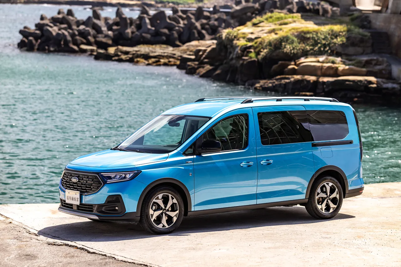 Tourneo Connect可搭配低頭款、低月付與長年限保固方案。業者提供