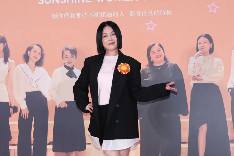 苗可麗過年買菜不用錢。莊宗達攝