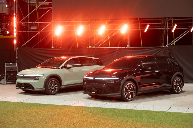 鴻海於運動會現場展示旗下電動車成果，展現集團跨足智慧電動車領域的布局與發展動能。鴻海提供