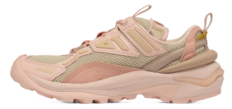 鬼塚虎粉色LAPLUNG，7580元。品牌提供