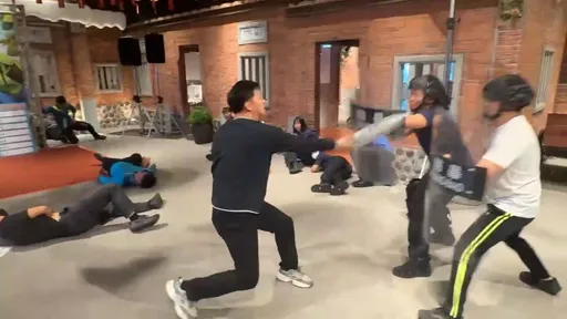 強化春節應變量能　竹縣消防局竹北大遠百舉辦大量傷患情境演練