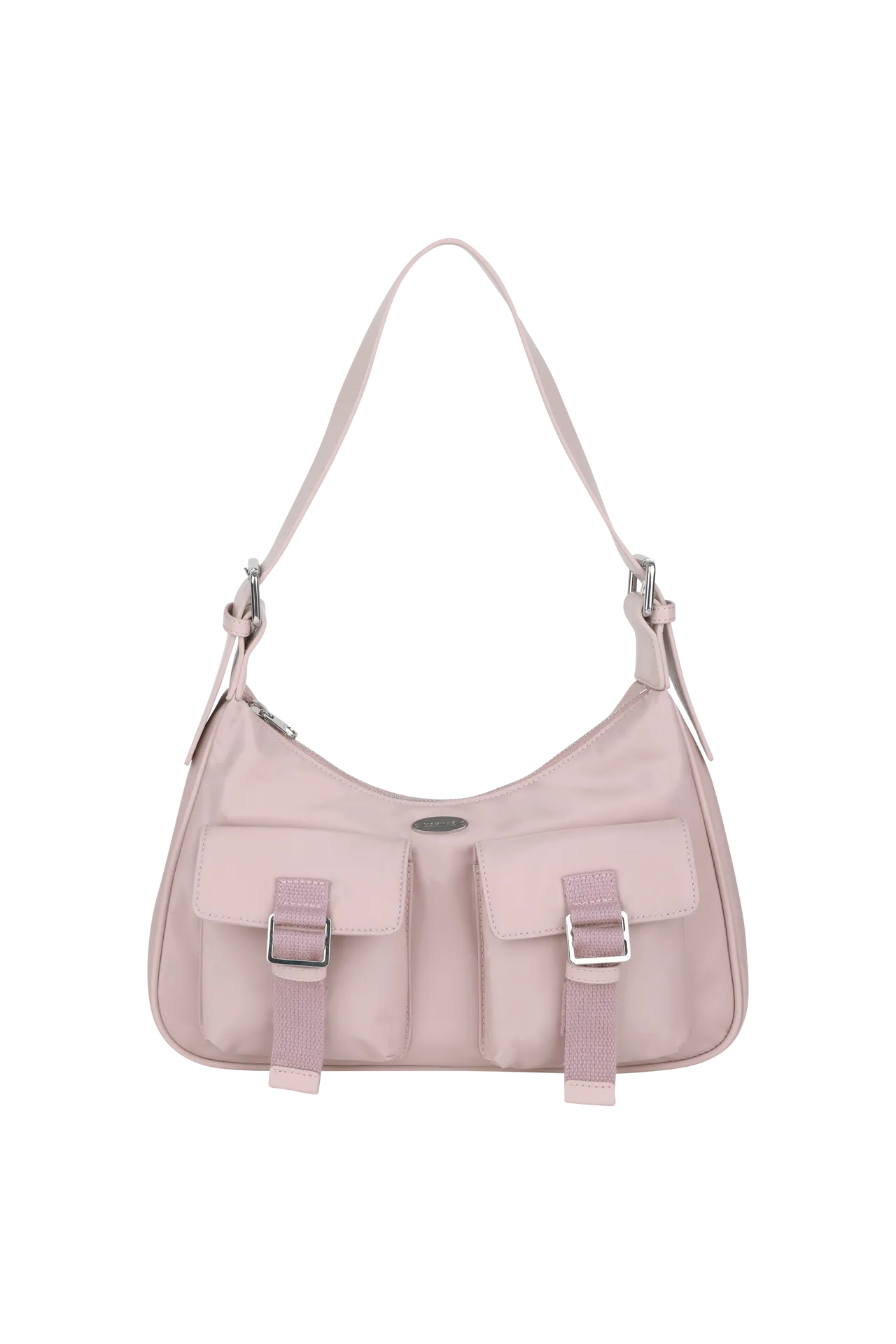 M+FG常規LOGO兩用包，3990元。品牌提供