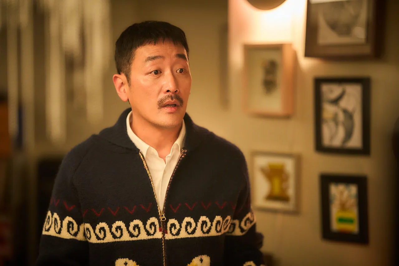 河正宇自編自導自演的新片《四人行，不行》2月6日在台上映。采昌國際提供