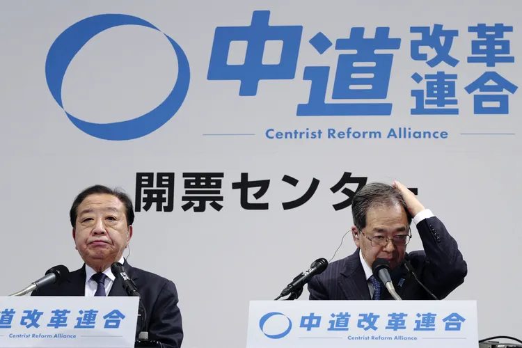 中道改革聯合共同代表野田佳彥（左）與齊藤鐵夫。美聯社