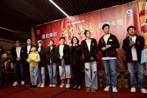 《豆腐媽媽》爆工安意外！替身高樓直接墜地    民視回應了