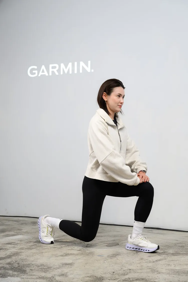 年節三大運動拉伸推薦弓箭步。業者提供