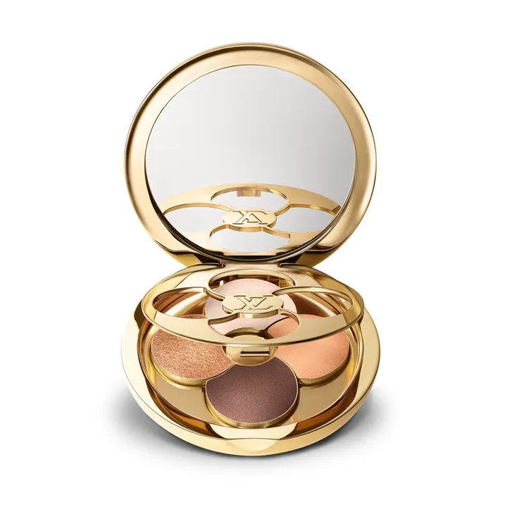 LV Ombres眼影盤#150 Beige Memento，7900元。品牌提供